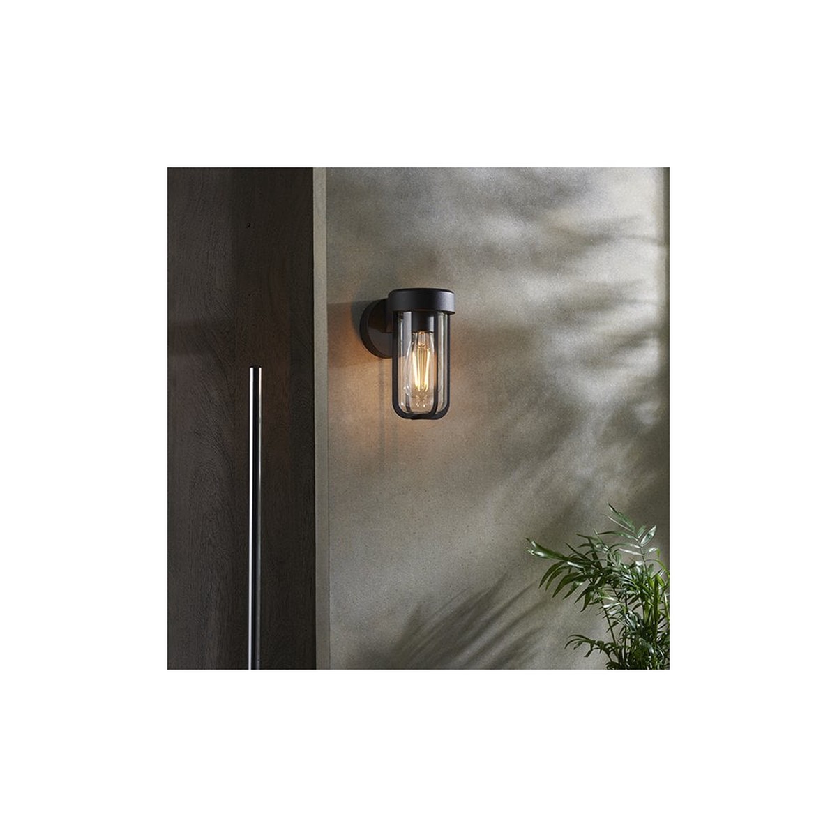 92859 Outdoor 1 Light Wall Light Matt Black Finish & Clear Glass (S)