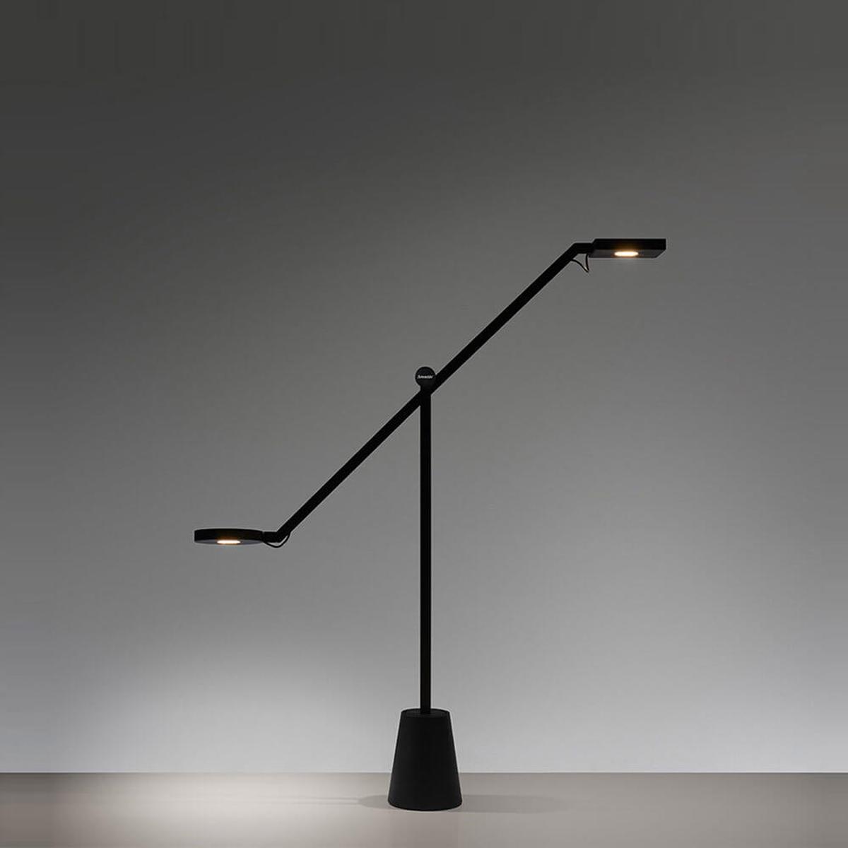 Artemide Equilibrist table lamp LED