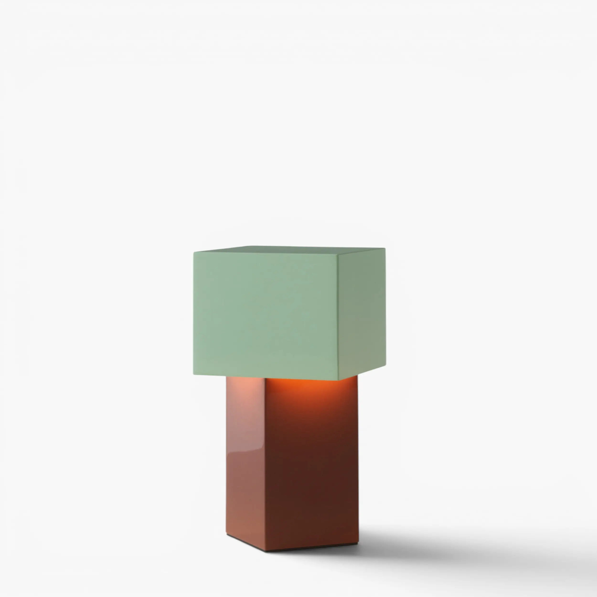 &Tradition Pivot ATD7 portable lamp