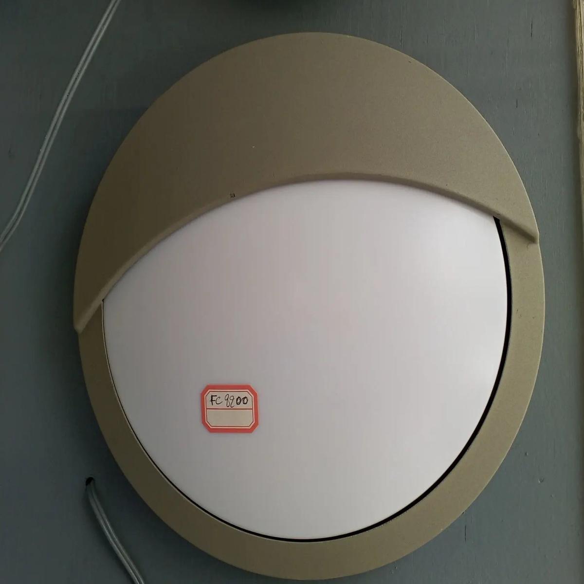 Waterproof Light Taupe Fixture